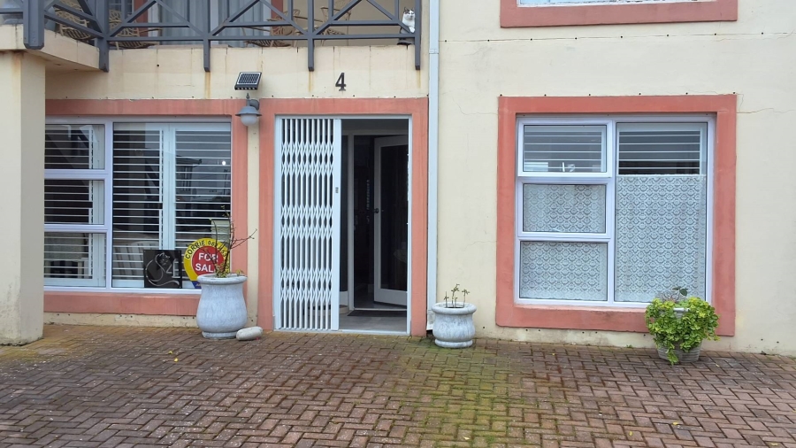 2 Bedroom Property for Sale in Gouritsmond Western Cape